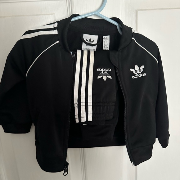 Adidas Kids Black Jacket - Picture 1 of 8